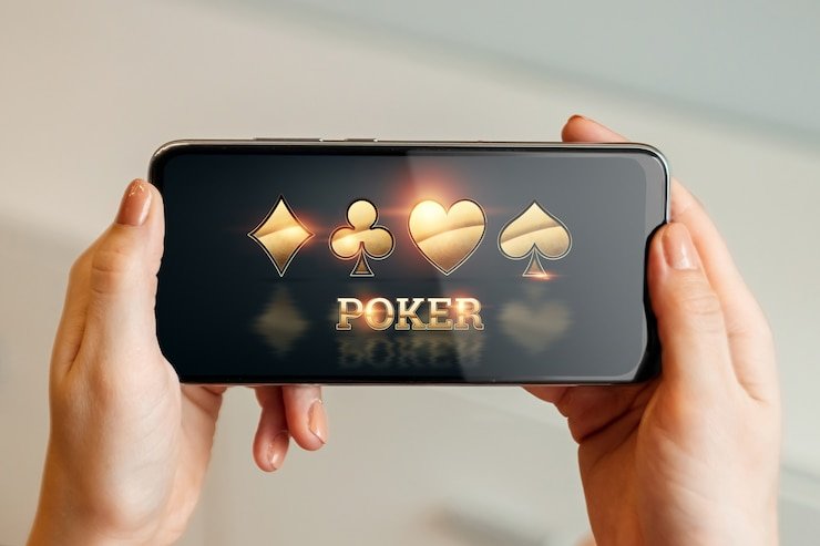 Pemain menggunakan navigasi mudah dan antarmuka intuitif pada rb77tv melalui ponsel android